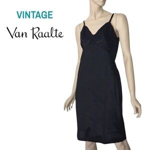 VINTAGE Van Raalte Nylon Taffeta Full Slip Chemise Ruched Cups